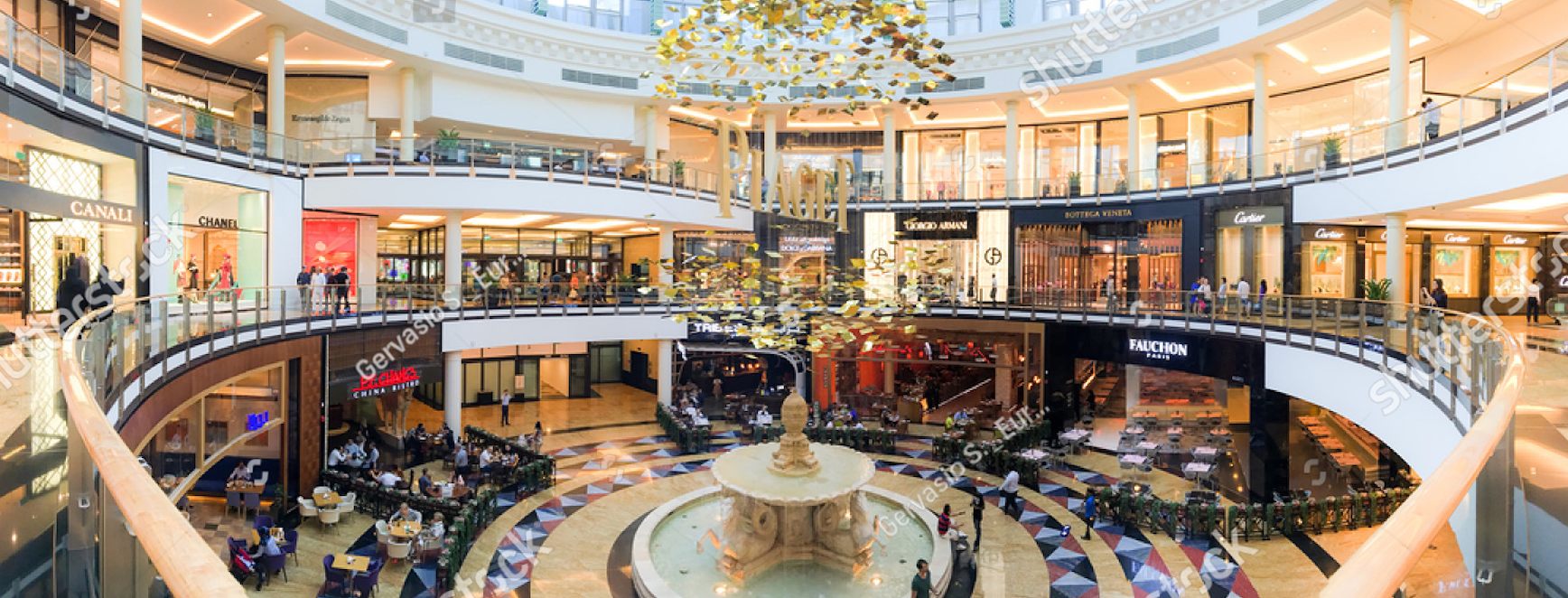 Dubai shopping mall